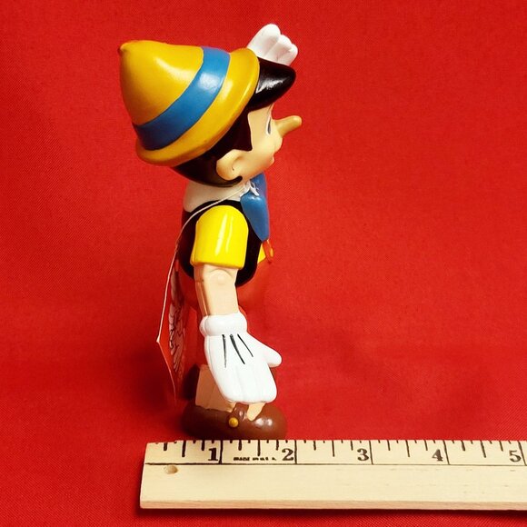 Vintage Disney Articulated Pinocchio Figure Tag - Picture 10 of 14